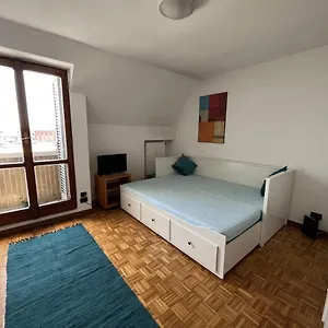  Appartamento Porta Venezia, Monolocale Con Vista Sui Tetti